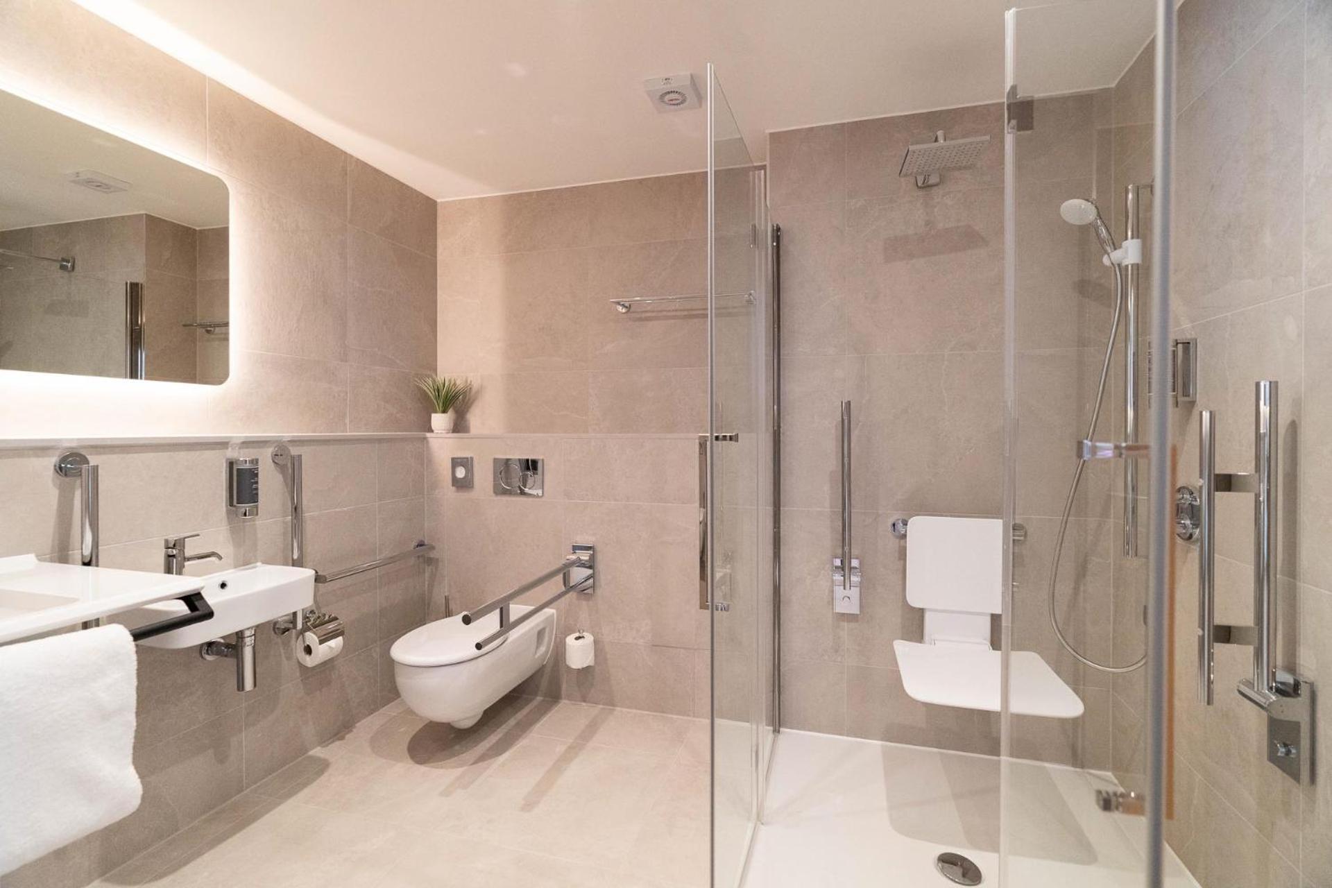 Premier Suites Edinburgh Fountain Court المظهر الخارجي الصورة