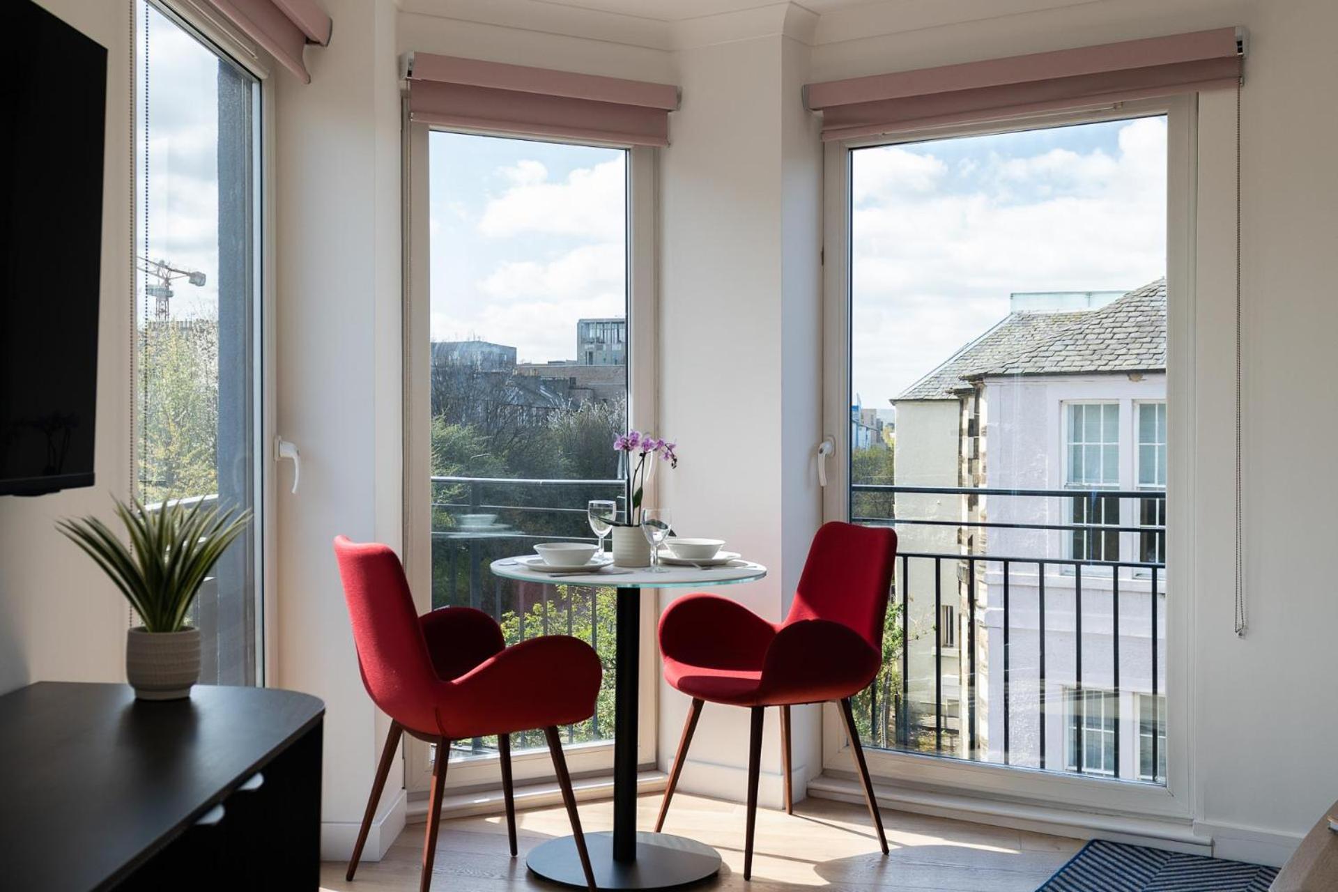 Premier Suites Edinburgh Fountain Court المظهر الخارجي الصورة